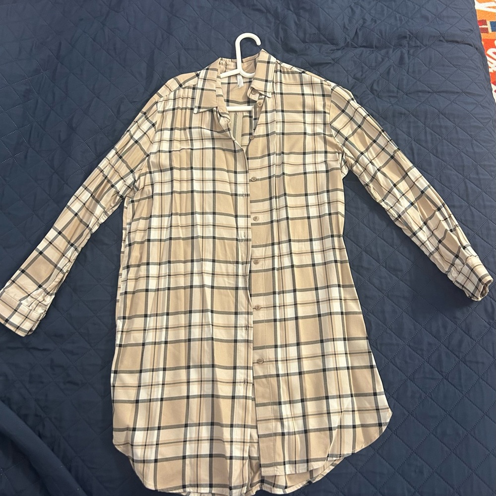 Plaid Button-Up Tunic Top